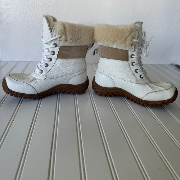 UGG Adirondack White Tan Size 6 Snow Boots - Picture 6 of 11